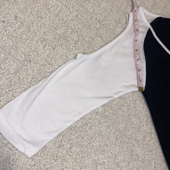 Harry Potter Quidditch Hogwarts black white shirt peekaboo shoulders small top - Picture 13 of 15